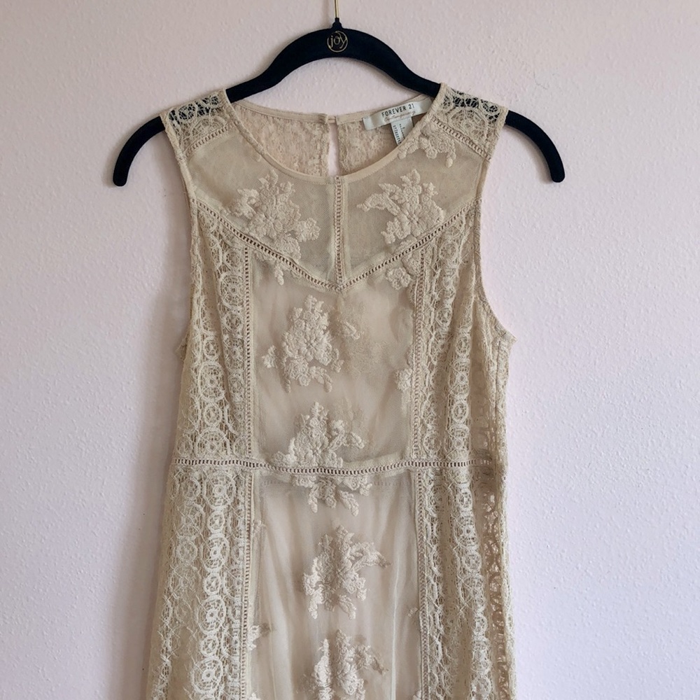 Forever 21 Contemporary Light Pink Long Lacy Dress